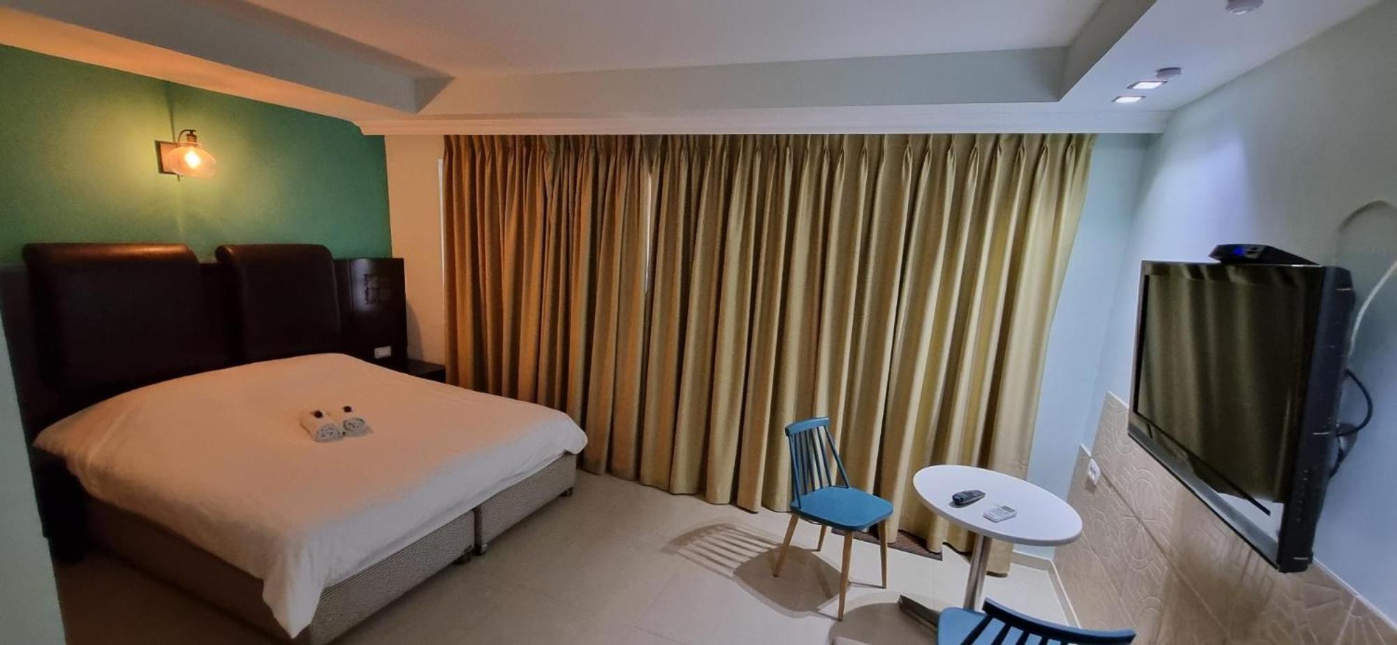 Marina Beach Hotel Тель-Авив Экстерьер фото